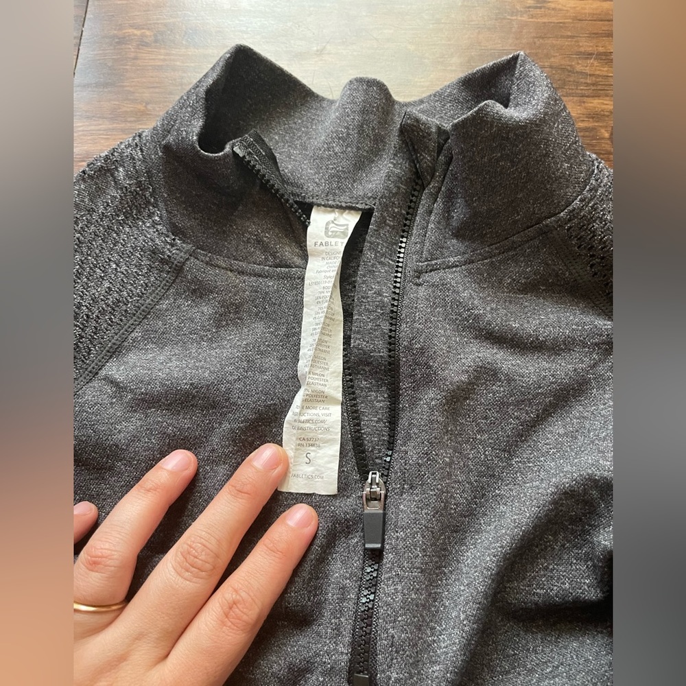 Fabletics training jacket - Picture 3 of 4
